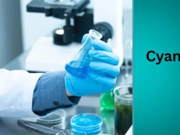 Cyanová