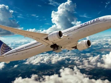 united airlines flight ua770 emergency diversion